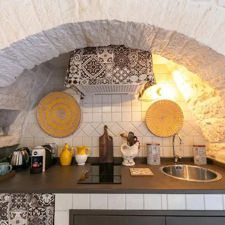 Trullo Arboris * Αλμπερομπέλο